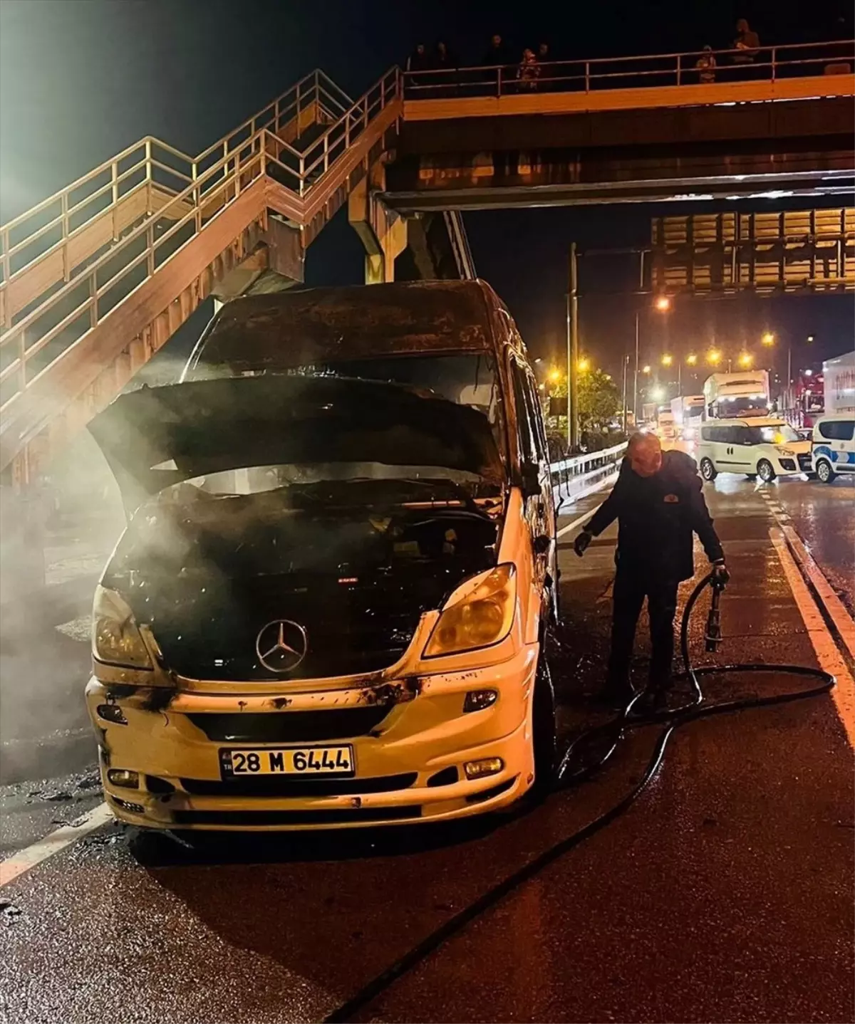 Giresun’da Minibüs Yangını