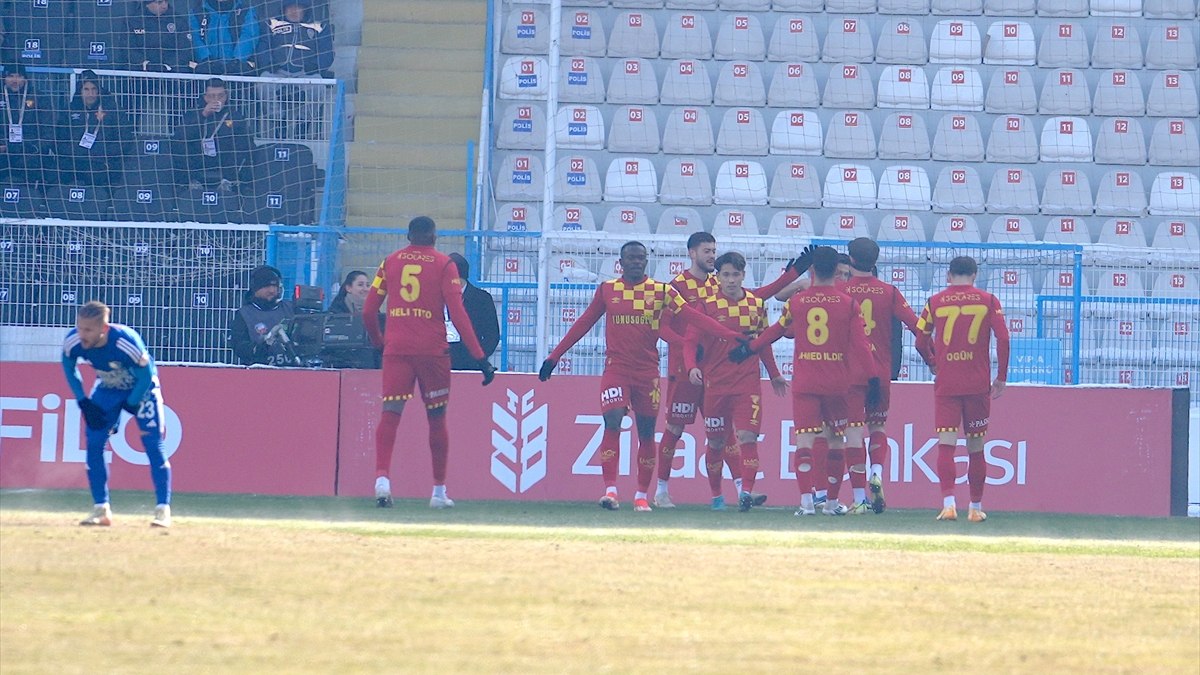 Göztepe, kupada Erzurumspor FK’yı tek golle geçti