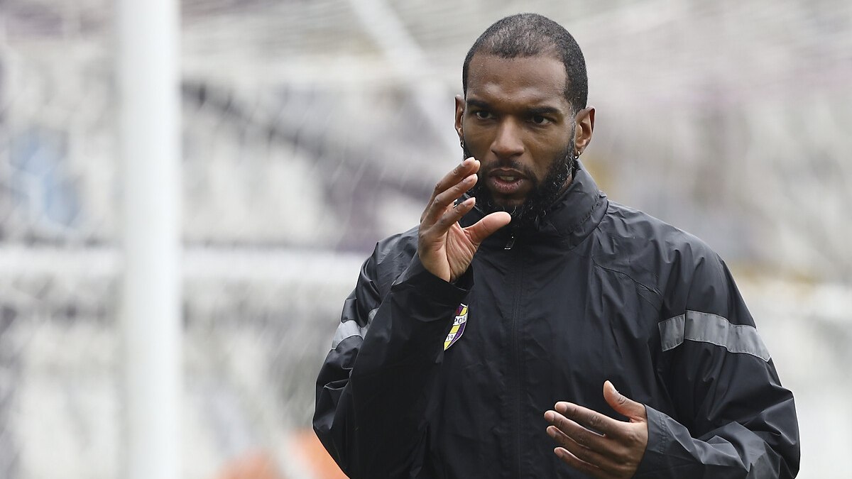 Ryan Babel, Beşiktaş ve Galatasaray taraftarını karşılaştırdı