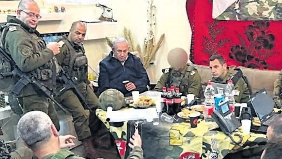 Eli kanlı Netanyahu’dan Filistinlinin evine baskın