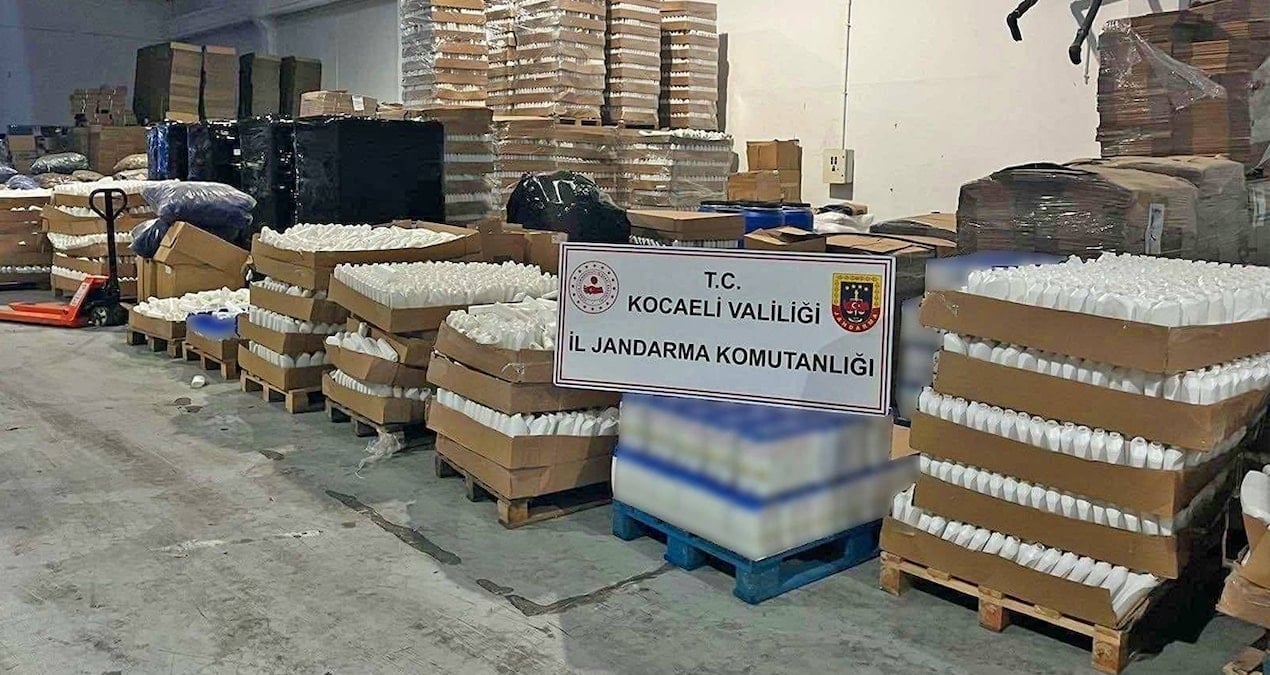 Kocaeli’de 100 bin adet sahte şampuan ele geçirildi